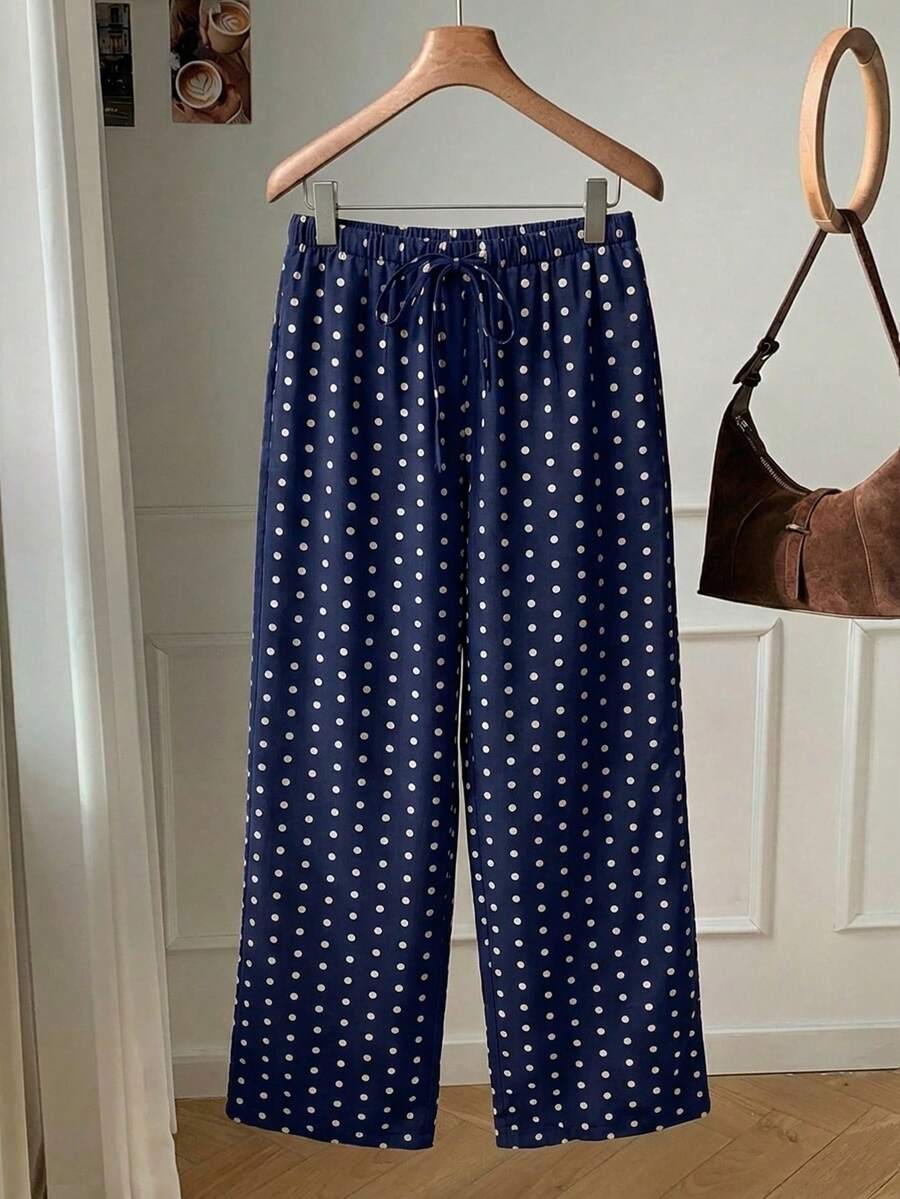 Pantalones casuales con estampado a cuadros para mujer.