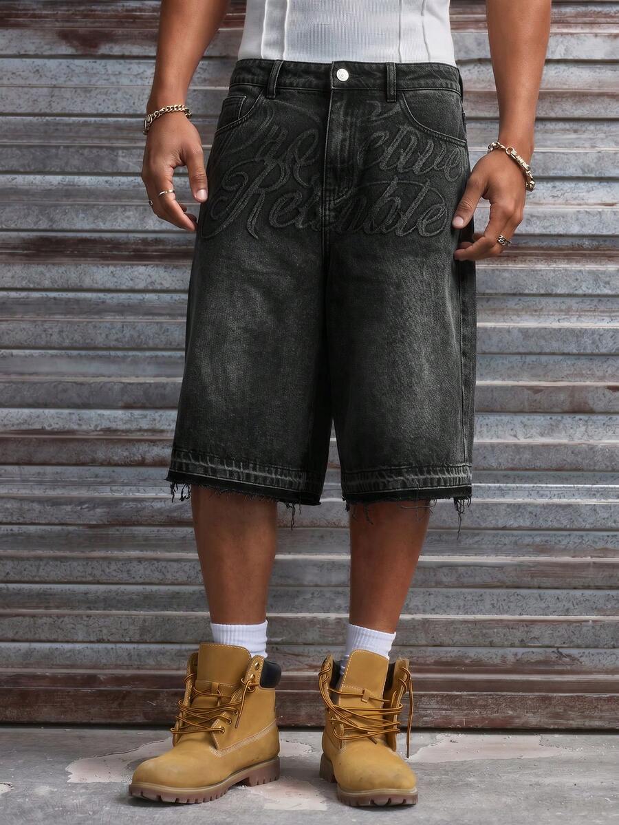 Pantalones cortos de mezclilla lavada con bordado para hombres