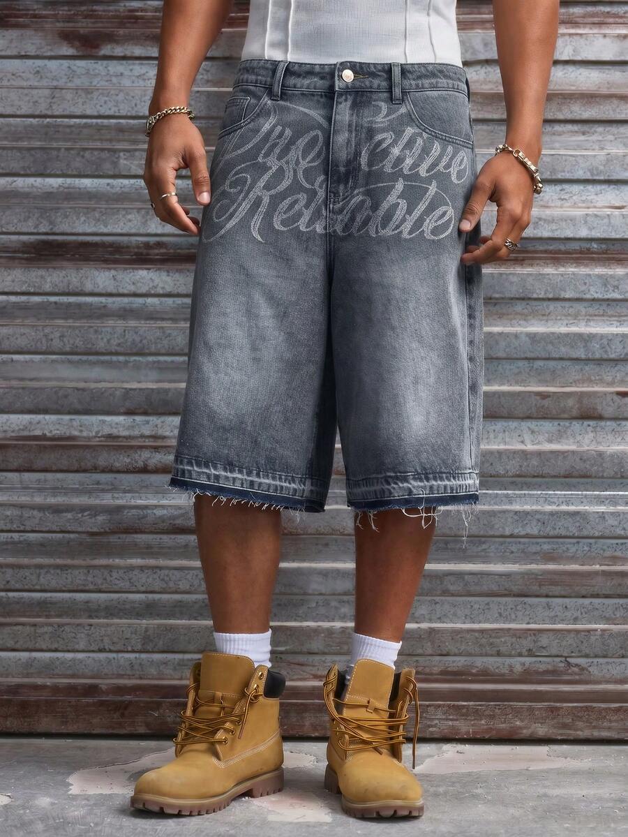 Pantalones cortos de mezclilla lavada con bordado para hombres