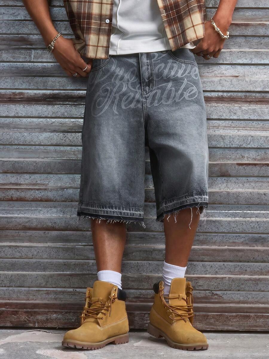 Pantalones cortos de mezclilla lavada con bordado para hombres