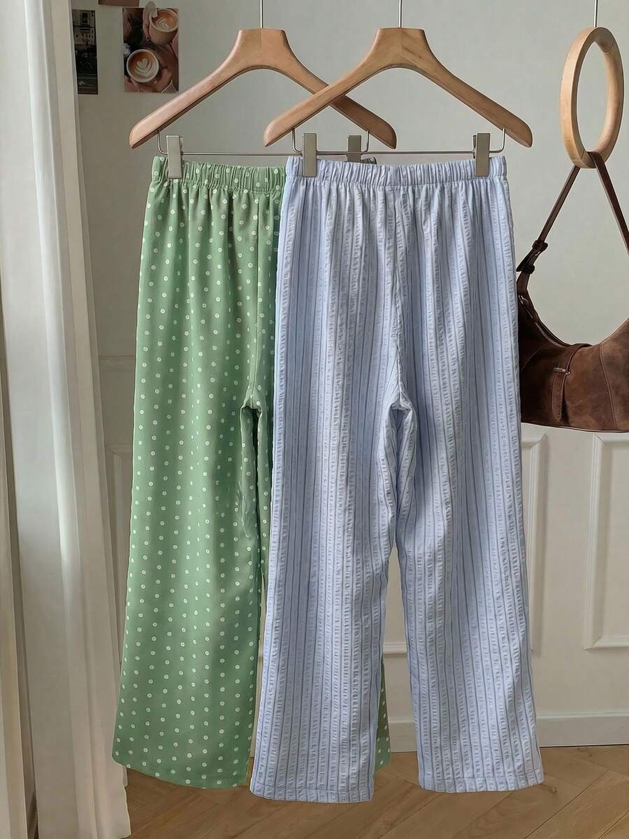 Pantalones casuales con estampado a cuadros para mujer.