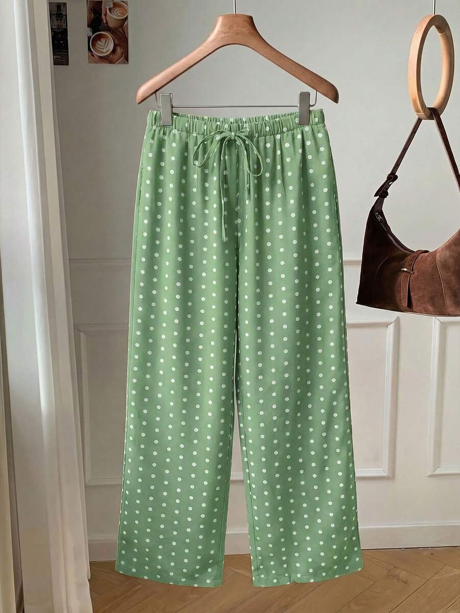 Pantalones casuales con estampado a cuadros para mujer.
