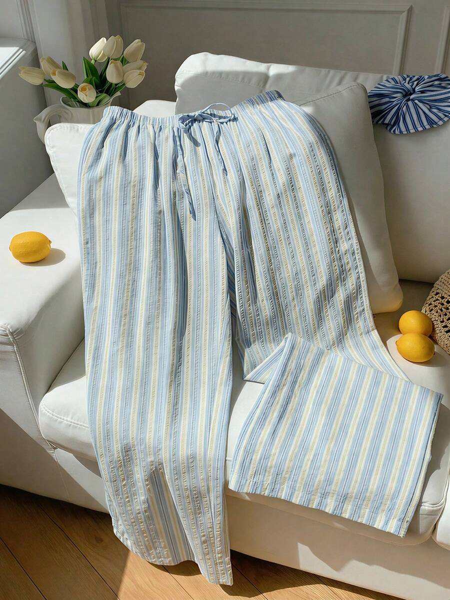 Pantalones casuales con estampado a cuadros para mujer.