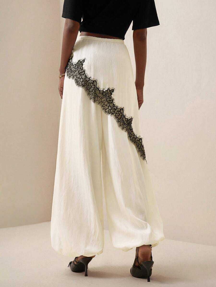 Pantalones anchos de pierna ancha con encaje