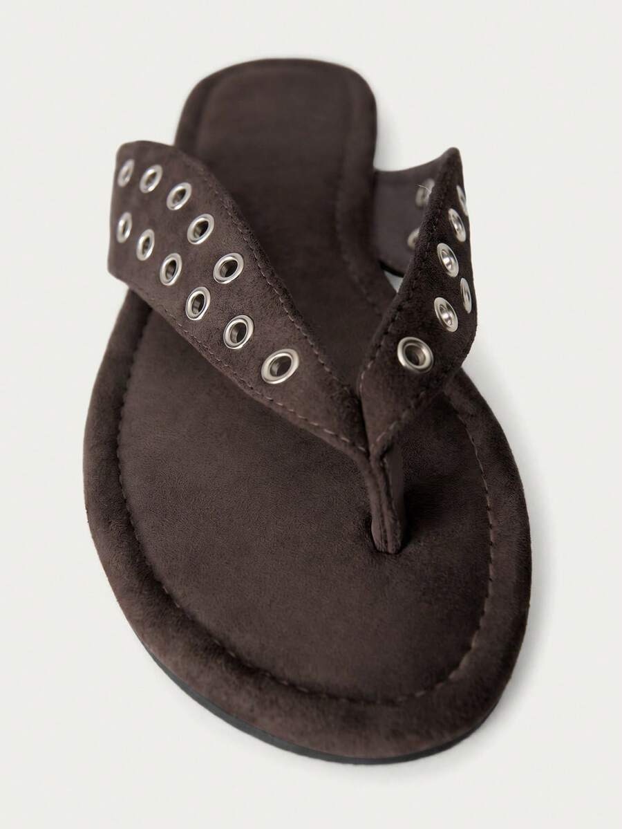 Sandalias de tacón con tiras y detalles de pedrería brillante