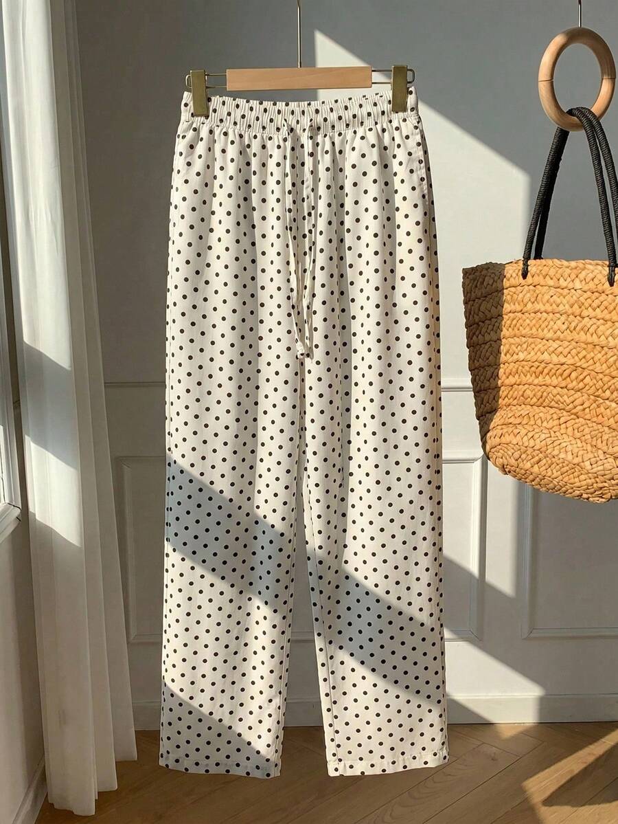 Pantalones casuales con estampado a cuadros para mujer.