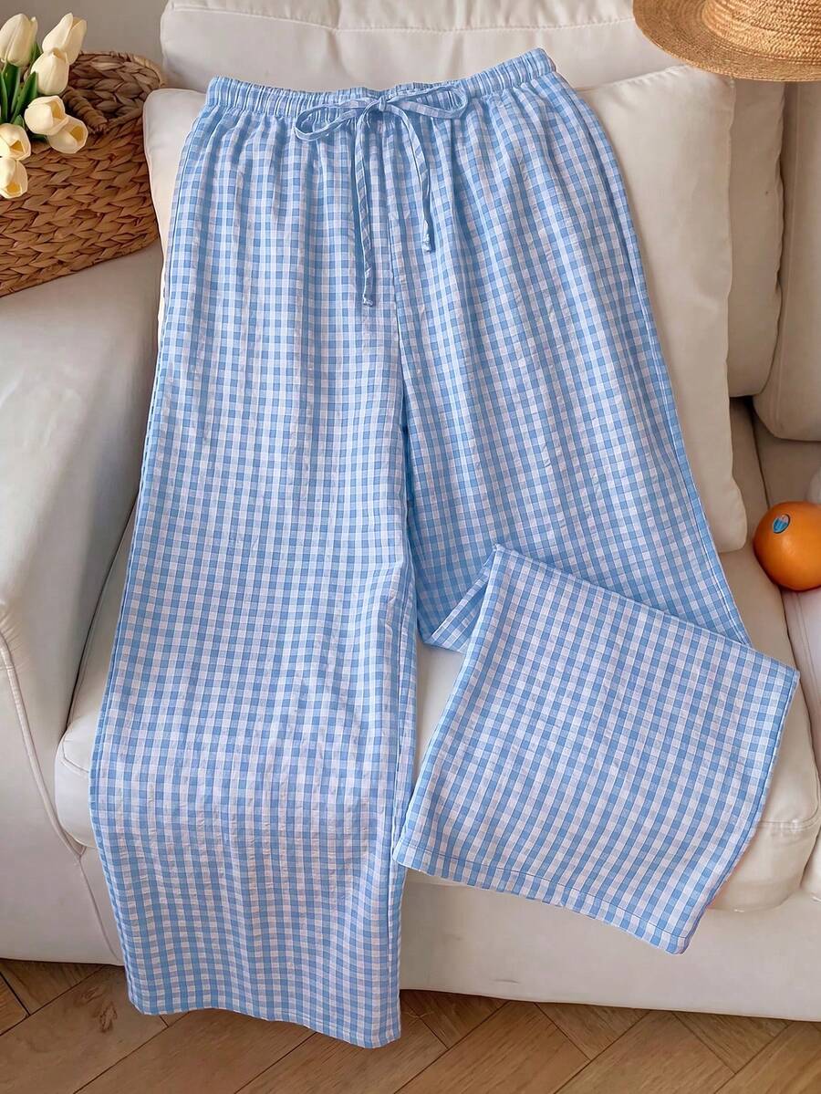 Pantalones casuales con estampado a cuadros para mujer.