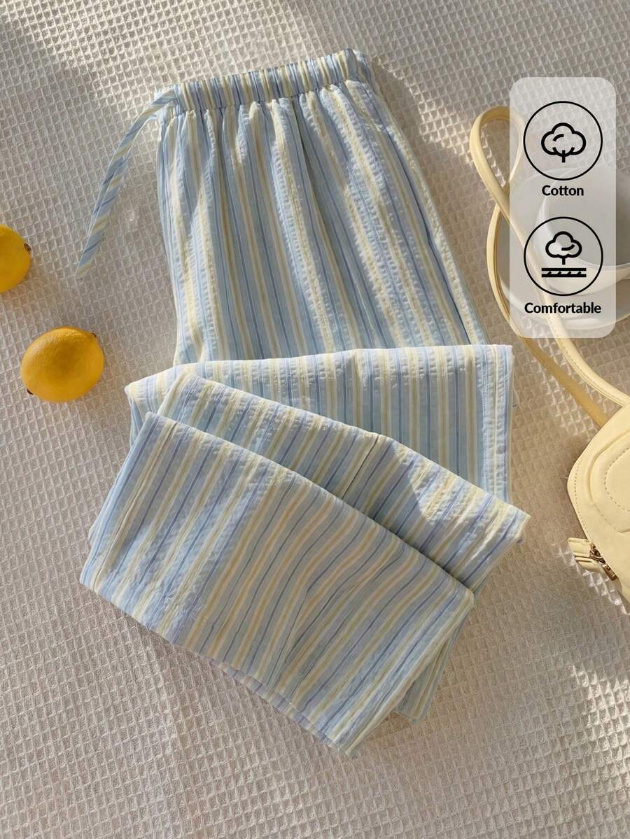 Pantalones casuales con estampado a cuadros para mujer.