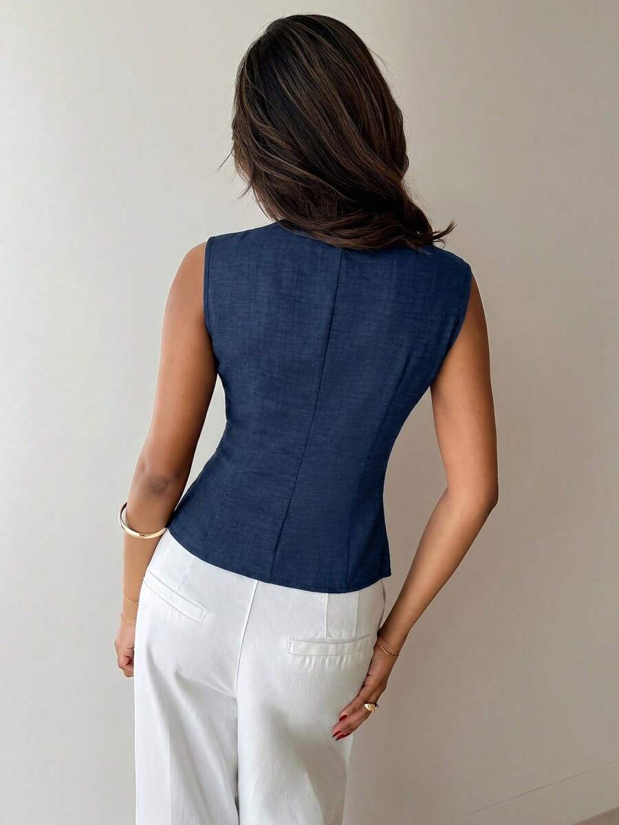 Nueva blusa minimalista de moda con cuello en V asimétrico