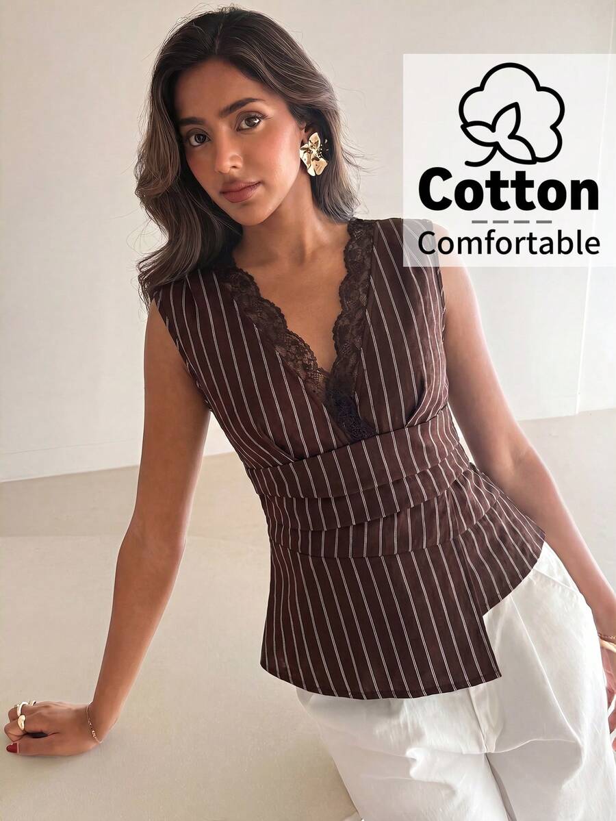 Nueva blusa minimalista de moda con cuello en V asimétrico