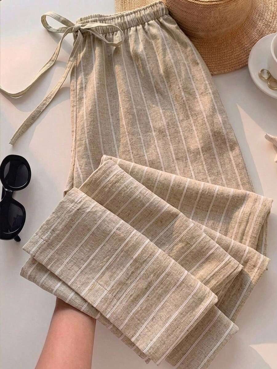 Pantalones casuales con estampado a cuadros para mujer.