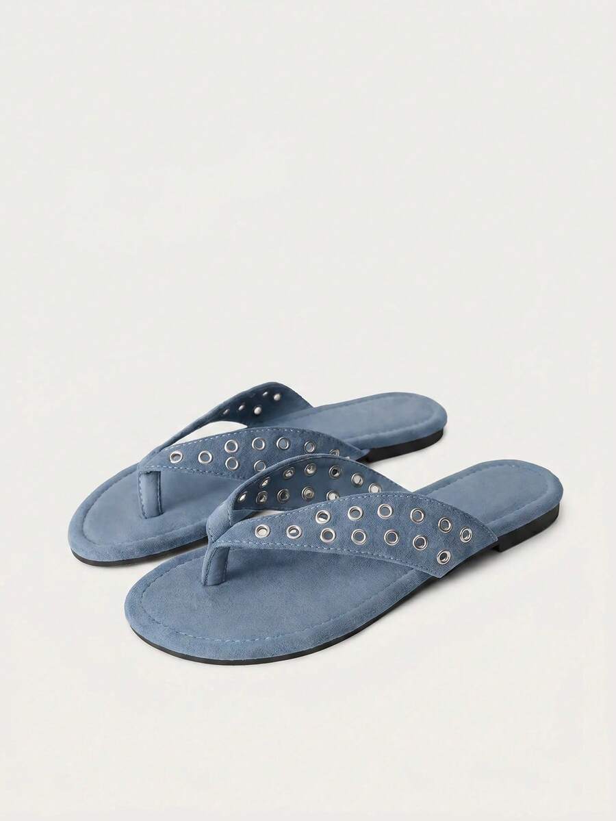 Sandalias de tacón con tiras y detalles de pedrería brillante