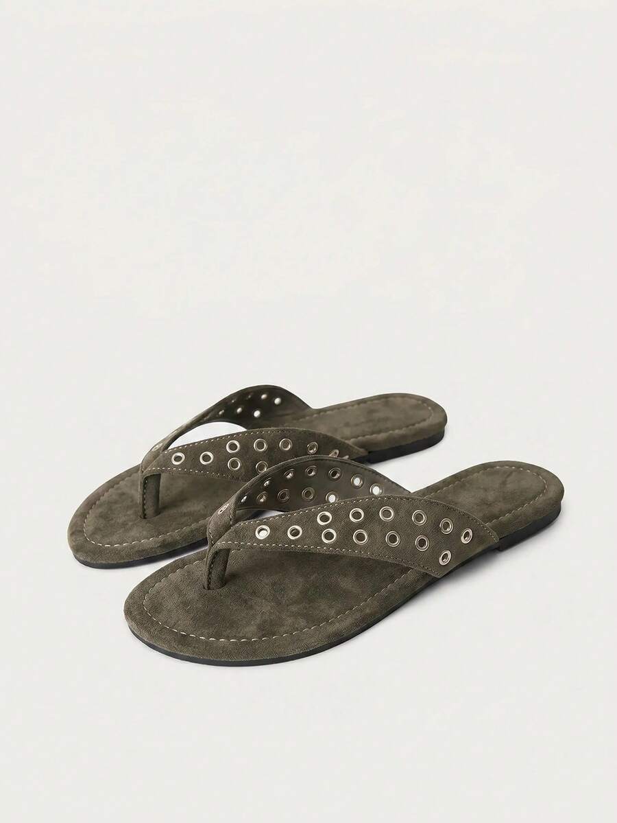 Sandalias de tacón con tiras y detalles de pedrería brillante