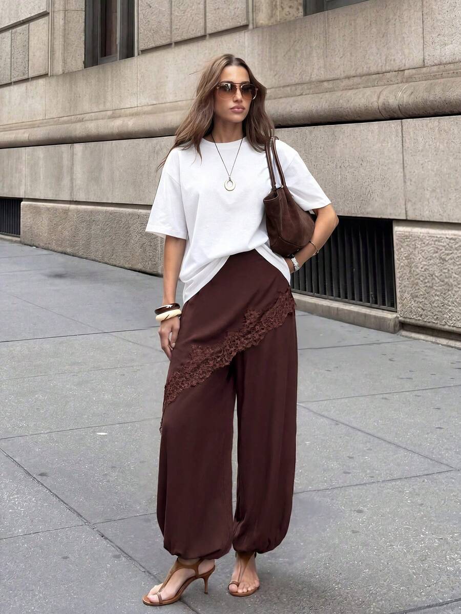 Pantalones anchos de pierna ancha con encaje