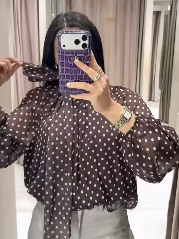 Blusa con estampado de lunares para mujer